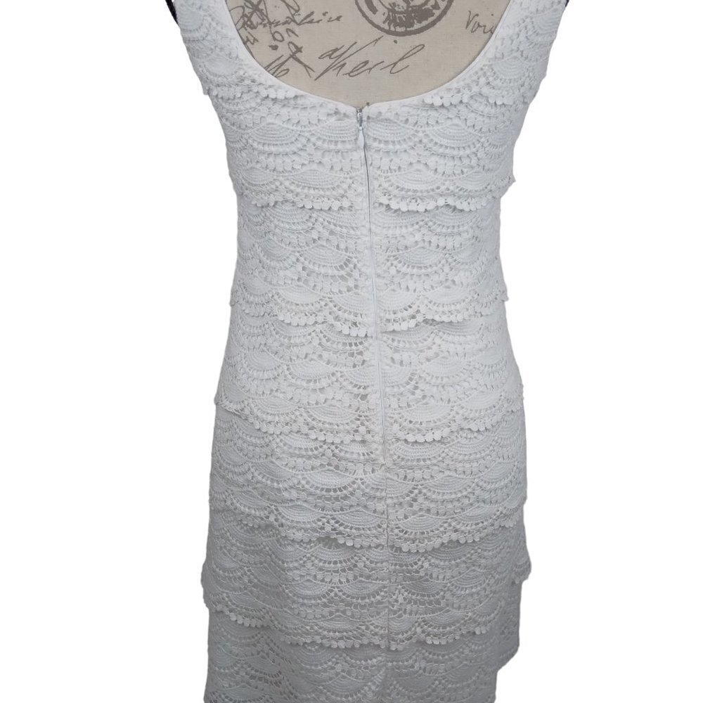 WHBM | Sleeveless Tiered Lace Shift Dress White | Size 00 - Picture 7 of 12